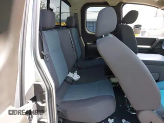 2006 Nissan Titan SE with VIN 1N6AA06A06N542516, listed as a IAAI auction lot 42736458 with 157,824 mi miles and . Bid and sale history available at DreamBid. Image 8.