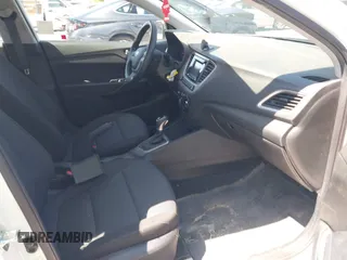 2021 Hyundai Accent SE с VIN 3KPC24A60ME149555, выставлен на аукционе IAAI как лот 42392684 с пробегом 71 530 миль миль и . История ставок и продаж доступна на DreamBid. Изображение 5.