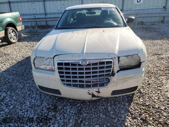 2008 Chrysler 300 LX with VIN 2C3KA43R38H105313, listed as a Copart auction lot 45889195 with 120,151 mi miles and Salvage Title. Bid and sale history available at carsss.com. Image 5.