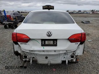 2014 Volkswagen Jetta TDI w/Premium/Nav with VIN 3VWLL7AJ0EM332476, listed as a Copart auction lot 50069445 with 153,974 mi miles and Salvage title. Bid and sale history available at DreamBid. Image 6.