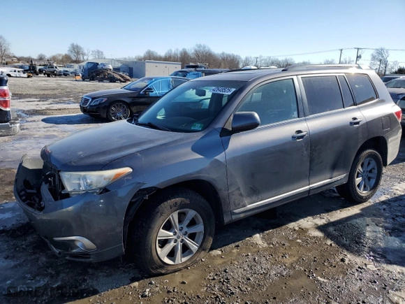 2012 Toyota Highlander with VIN 5TDBK3EH2CS159378, listed as a Copart auction lot 42648525 with 169,411 mi miles and Salvage Title. Bid and sale history available at carsss.com. Image 1.
