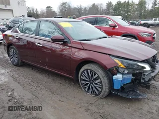 2023 Nissan Altima SV z VIN 1N4BL4DW3PN425799, wystawiony jako IAAI lot #41971278 z przebiegiem 8 690 mil mil oraz . Historia ofert i sprzedaży dostępna na DreamBid. Obrazek 1.