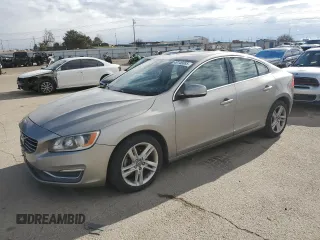 2015 Volvo S60 T5 Drive-E Premier Plus with VIN YV126MFC8F1307154, listed as a Copart auction lot 49146085 with 90,408 mi miles and Clean Title. Bid and sale history available at carsss.com. Image 1.