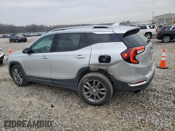 2022 GMC Terrain SLT with VIN 3GKALPEVXNL272367, listed as a Copart auction lot 44560335 with 43,971 mi miles and Salvage Title. Bid and sale history available at DreamBid. Image 2.