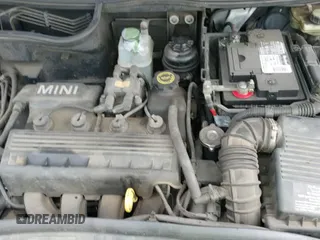 2005 MINI Hardtop with VIN WMWRC33575TJ72049, listed as a IAAI auction lot 41535564 with 177,876 mi miles and . Bid and sale history available at DreamBid. Image 11.