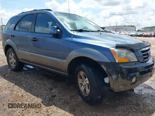 2007 Kia Sorento LX z VIN KNDJD736275669319, wystawiony jako IAAI lot #42369267 z przebiegiem 248 999 mil mil oraz . Historia ofert i sprzedaży dostępna na DreamBid. Obrazek 1.