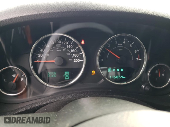 2016 Jeep Wrangler Sahara with VIN 1C4AJWBG7GL164661, listed as a Copart auction lot 89113155 with 115,854 mi miles and Clean title. Bid and sale history available at DreamBid. Image 9.