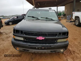 2002 Chevrolet Suburban Z71 with VIN 3GNFK16Z72G349789, listed as a Copart auction lot 79714354 with 290,525 mi miles and Salvage Title. Bid and sale history available at carsss.com. Image 5.