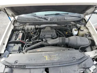 2006 Lincoln Navigator Luxury with VIN 5LMFU275X6LJ24417, listed as a Copart auction lot 77639894 with 142,665 mi miles and Salvage Title. Bid and sale history available at carsss.com. Image 12.