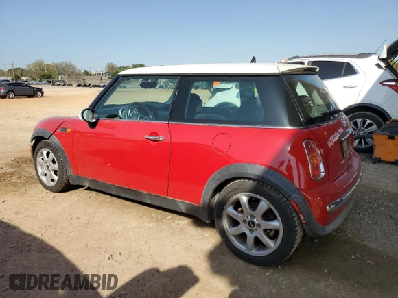 2002 MINI Hardtop with VIN WMWRC33452TC38393, listed as a Copart auction lot 51518205 with 94,609 mi miles and Clean Title. Bid and sale history available at DreamBid. Image 2.