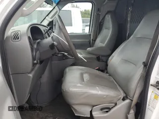 2008 Ford Econoline Cargo Commercial with VIN 1FTNE24W68DA63092, listed as a Copart auction lot 50816305 with 298,726 mi miles and Salvage Title. Bid and sale history available at DreamBid. Image 7.