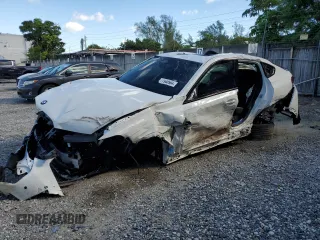 2024 BMW X6 M60i with VIN 5UX43EX03R9T95441, listed as a Copart auction lot 77948904 with 6,687 mi miles and Non Repairable. Bid and sale history available at carsss.com. Image 1.