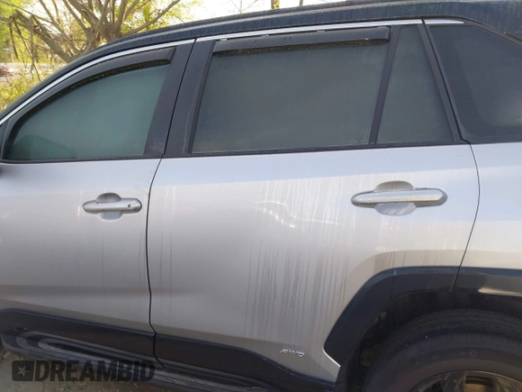 2024 Toyota RAV4 Hybrid XSE with VIN 4T3E6RFV1RU162692, listed as a IAAI auction lot 41972331 with 4,799 mi miles and . Bid and sale history available at DreamBid. Image 14.