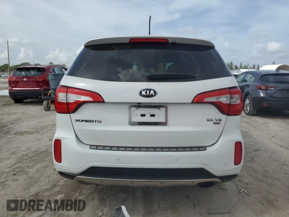 2014 Kia Sorento SX with VIN 5XYKW4A7XEG465798, listed as a Copart auction lot 69377074 with 63,379 mi miles and Salvage Title. Bid and sale history available at carsss.com. Image 6.