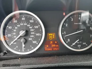 2014 BMW X6 xDrive35i with VIN 5UXFG2C59E0C45459, listed as a Copart auction lot 63804334 with 302,443 mi miles and Salvage Title. Bid and sale history available at carsss.com. Image 9.