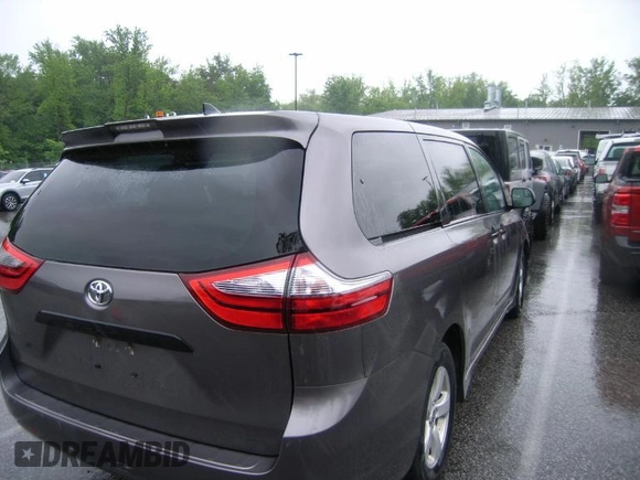 2020 Toyota Sienna L with VIN 5TDZZ3DC4LS063512, listed as a IAAI auction lot 42408939 with 46,844 mi miles and . Bid and sale history available at DreamBid. Image 1.