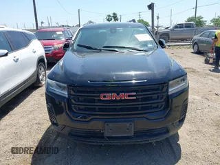 2023 GMC Acadia SLT z VIN 1GKKNML45PZ182935, wystawiony jako IAAI lot #42014235 z przebiegiem 73 070 mil mil oraz . Historia ofert i sprzedaży dostępna na DreamBid. Obrazek 6.