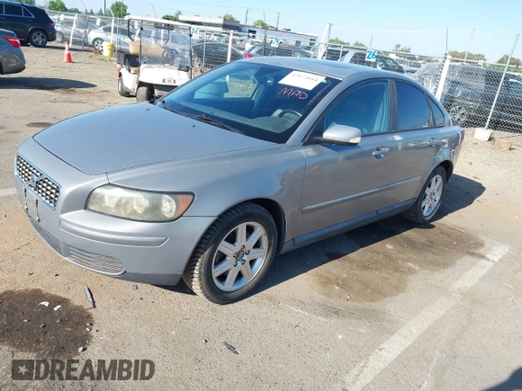 2006 Volvo S40 2.4L z VIN YV1MS390162205592, wystawiony jako IAAI lot #42172044 z przebiegiem 197 463 mil mil oraz . Historia ofert i sprzedaży dostępna na DreamBid. Obrazek 2.