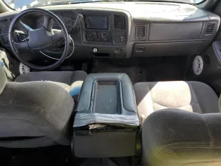 2004 Chevrolet Silverado 1500 Z71 with VIN 2GCEK19TX41205662, listed as a Copart auction lot 54755345 with 228,902 mi miles and Salvage Title. Bid and sale history available at DreamBid. Image 8.