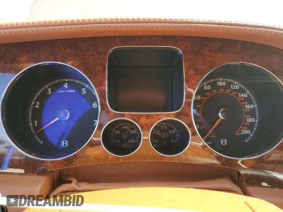 2006 Bentley Flying Spur z VIN SCBBR53W96C032273, wystawiony jako Copart lot #46582715 z przebiegiem Nie podano mil oraz Szkody całkowita. Historia ofert i sprzedaży dostępna na DreamBid. Obrazek 9.