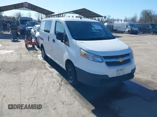 2017 Chevrolet City Express Cargo LT z VIN 3N63M0ZN8HK696544, wystawiony jako IAAI lot #41825274 z przebiegiem 146 178 mil mil oraz . Historia ofert i sprzedaży dostępna na DreamBid. Obrazek 1.