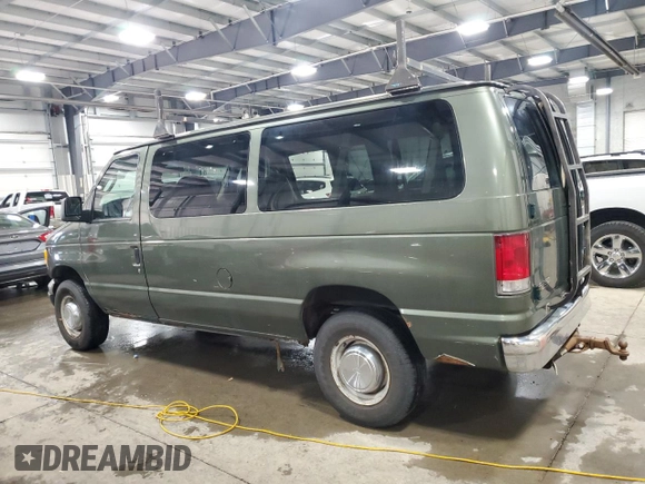 2005 Ford Econoline Passenger XL with VIN 1FBNE31L75HB26371, listed as a Copart auction lot 53566155 with 219,769 mi miles and Clean Title. Bid and sale history available at carsss.com. Image 2.