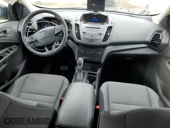 2017 Ford Escape S z VIN 1FMCU0F7XHUC07081, wystawiony jako Copart lot #55094775 z przebiegiem 43 552 mil mil oraz Szkoda całkowita • Salvage title. Historia ofert i sprzedaży dostępna na DreamBid. Obrazek 8.