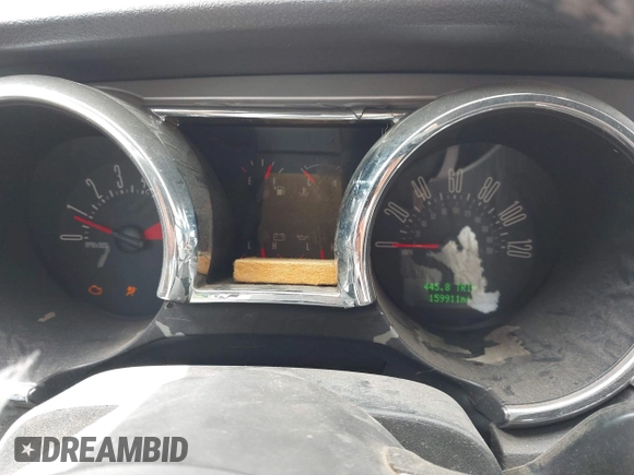2006 Ford Mustang Standard with VIN 1ZVFT80N765224516, listed as a IAAI auction lot 42401817 with 159,911 mi miles and . Bid and sale history available at DreamBid. Image 7.