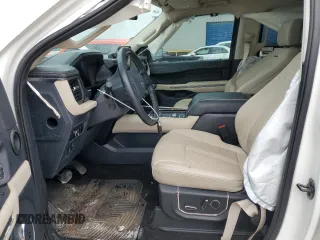 2023 Ford Expedition Platinum with VIN 1FMJU1M88PEA26014, listed as a Copart auction lot 72707624 with 23,830 mi miles and Salvage Title. Bid and sale history available at carsss.com. Image 7.