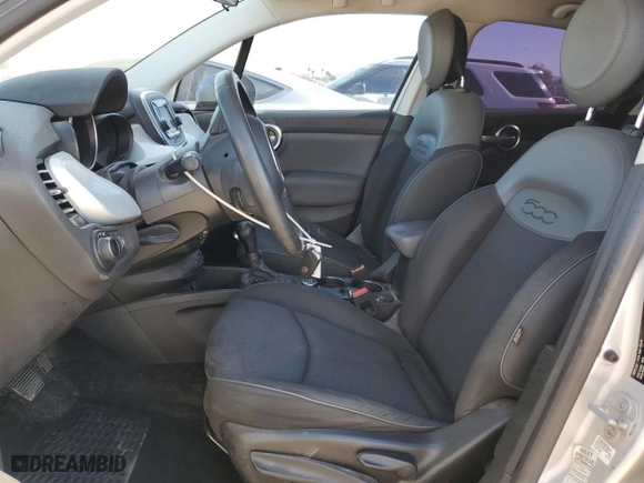 2016 FIAT 500X Easy with VIN ZFBCFXBTXGP452117, listed as a Copart auction lot 43070145 with 95,613 mi miles and Salvage Title. Bid and sale history available at carsss.com. Image 7.
