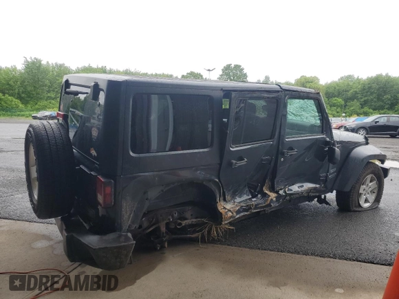 2017 Jeep Wrangler Unlimited Sport with VIN 1C4BJWDG6HL743322, listed as a Copart auction lot 61100045 with 135,959 mi miles and Salvage title. Bid and sale history available at DreamBid. Image 3.