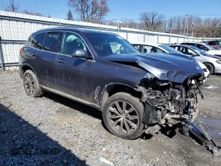 2020 BMW X5 z VIN 5UXJU2C04LLN68043, wystawiony jako Copart lot #49977365 z przebiegiem Nie podano mil oraz Szkoda całkowita • Salvage title. Historia ofert i sprzedaży dostępna na DreamBid. Obrazek 4.