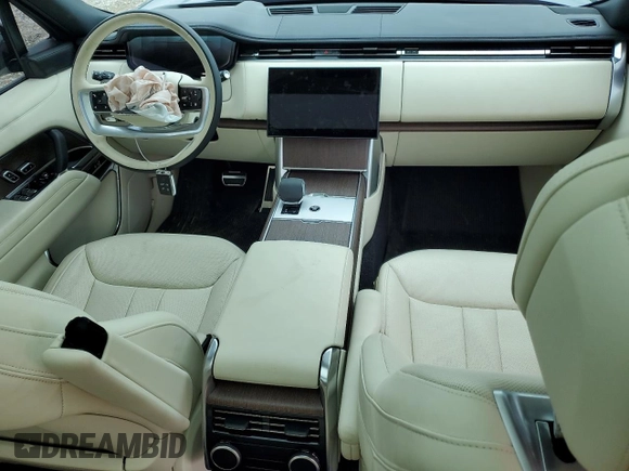 2025 Land Rover Range Rover SE with VIN SALKP9FU4SA284208, listed as a Copart auction lot 55233495 with 10,801 mi miles and Salvage title. Bid and sale history available at DreamBid. Image 8.