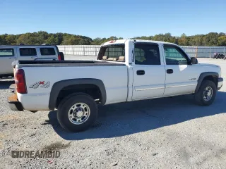 2003 Chevrolet Silverado 1500HD LS z VIN 1GCGK13U43F122682, wystawiony jako Copart lot #76813794 z przebiegiem 275 467 mil mil oraz Szkoda całkowita • Salvage title. Historia ofert i sprzedaży dostępna na DreamBid. Obrazek 3.