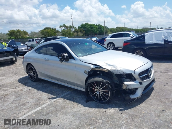 2017 Mercedes-Benz C 300 with VIN WDDWJ4JBXHF531168, listed as a IAAI auction lot 41923352 with 82,262 mi miles and . Bid and sale history available at carsss.com. Image 6.