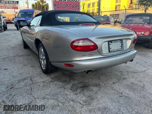 1999 Jaguar XK z VIN SAJGX204XXC041660, wystawiony jako Copart lot #88755785 z przebiegiem 70 091 mil mil oraz Tytuł czysty. Historia ofert i sprzedaży dostępna na DreamBid. Obrazek 3.