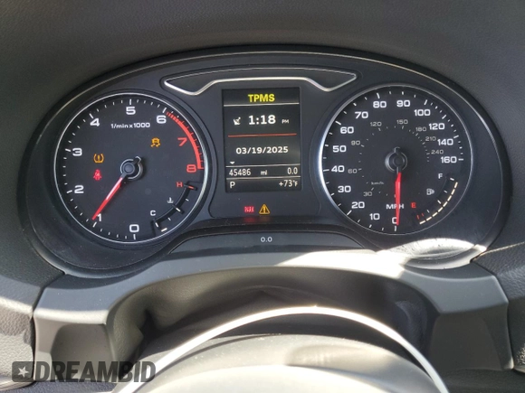 2015 Audi A3 z VIN WAUWFLFF5F1096004, wystawiony jako Copart lot #49745395 z przebiegiem 45 486 mil mil oraz Szkoda całkowita • Salvage title. Historia ofert i sprzedaży dostępna na DreamBid. Obrazek 9.