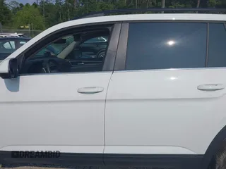 2023 Volkswagen Atlas SE z VIN 1V2WR2CA6PC547040, wystawiony jako IAAI lot #42400535 z przebiegiem 25 300 mil mil oraz . Historia ofert i sprzedaży dostępna na DreamBid. Obrazek 14.