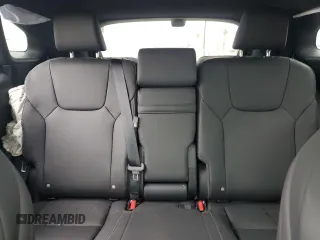 2024 Lexus RX 350 z VIN 2T2BAMCA1RC040460, wystawiony jako Copart lot #53509055 z przebiegiem 17 958 mil mil oraz Szkoda całkowita • Salvage title. Historia ofert i sprzedaży dostępna na DreamBid. Obrazek 10.
