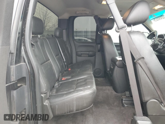 2011 Chevrolet Silverado 1500 LT with VIN 1GCRKSE39BZ147836, listed as a Copart auction lot 50490525 with 213,384 mi miles and Non Repairable. Bid and sale history available at carsss.com. Image 11.