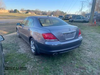 2008 Acura RL with VIN JH4KB16538C002216, listed as a Copart auction lot 85506324 with 254,904 mi miles and Clean Title. Bid and sale history available at DreamBid. Image 3.