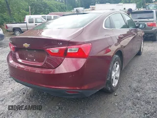 2016 Chevrolet Malibu LS z VIN 1G1ZB5ST8GF236255, wystawiony jako IAAI lot #42246635 z przebiegiem 119 942 mil mil oraz . Historia ofert i sprzedaży dostępna na DreamBid. Obrazek 4.