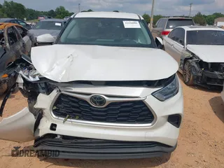 2020 Toyota Highlander L with VIN 5TDCZRAH2LS508743, listed as a IAAI auction lot 42430088 with 191,148 mi miles and . Bid and sale history available at DreamBid. Image 12.