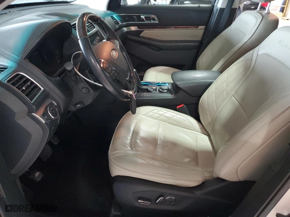 2017 Ford Explorer Platinum with VIN 1FM5K8HT2HGB27733, listed as a Copart auction lot 51491445 with 117,781 mi miles and Salvage Title. Bid and sale history available at carsss.com. Image 7.