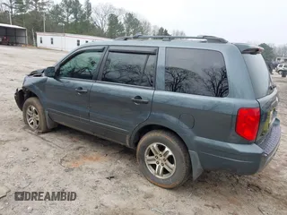 2005 Honda Pilot EX-L with VIN 5FNYF18535B011199, listed as a IAAI auction lot 41802730 with 298,903 mi miles. Bid and sale history available at carsss.com. Image 3.