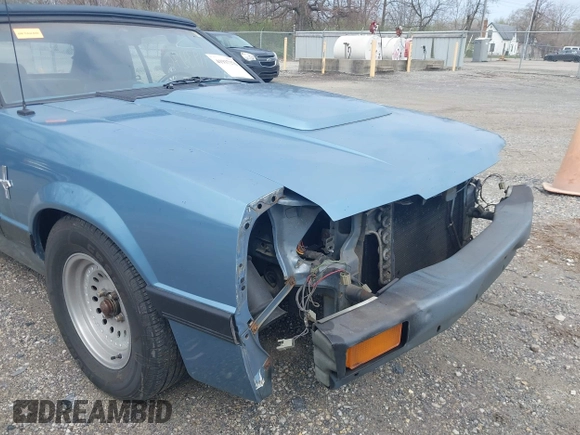 1985 Ford Mustang with VIN 1FABP27M5FF176417, listed as a IAAI auction lot 41937276 with 83,359 mi miles and . Bid and sale history available at DreamBid. Image 19.
