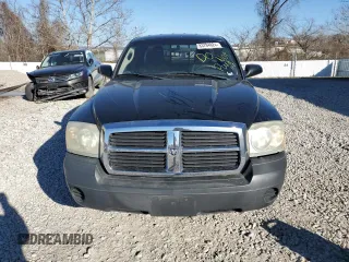 2005 Dodge Dakota ST with VIN 1D7HE22K25S161076, listed as a Copart auction lot 83784824 with 142,890 mi miles and Clean Title. Bid and sale history available at DreamBid. Image 5.