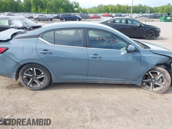 2024 Nissan Sentra SV with VIN 3N1AB8CV1RY258697, listed as a IAAI auction lot 42341520 with 17,697 mi miles and . Bid and sale history available at DreamBid. Image 14.