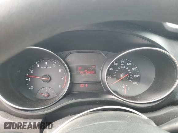 2016 Kia Sedona LX with VIN KNDMB5C15G6100857, listed as a Copart auction lot 45246565 with 152,683 mi miles and Salvage Title. Bid and sale history available at DreamBid. Image 9.