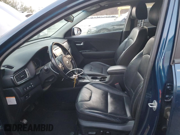 2019 Kia Niro Touring with VIN KNDCE3LC7K5321433, listed as a Copart auction lot 88004415 with 104,435 mi miles and Salvage Title. Bid and sale history available at carsss.com. Image 7.